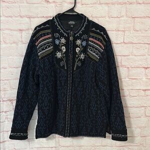 Icelandic Design full-zip Nordic pattern embroidered cardigan